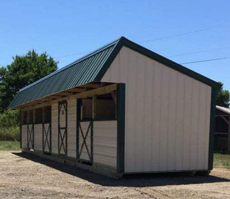 Loafing sheds in Oktaha, OK